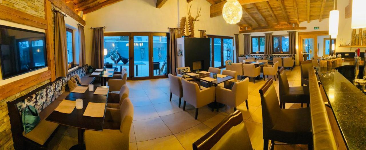 Ferienhotel Bergland Arzl im Pitztal Ngoại thất bức ảnh
