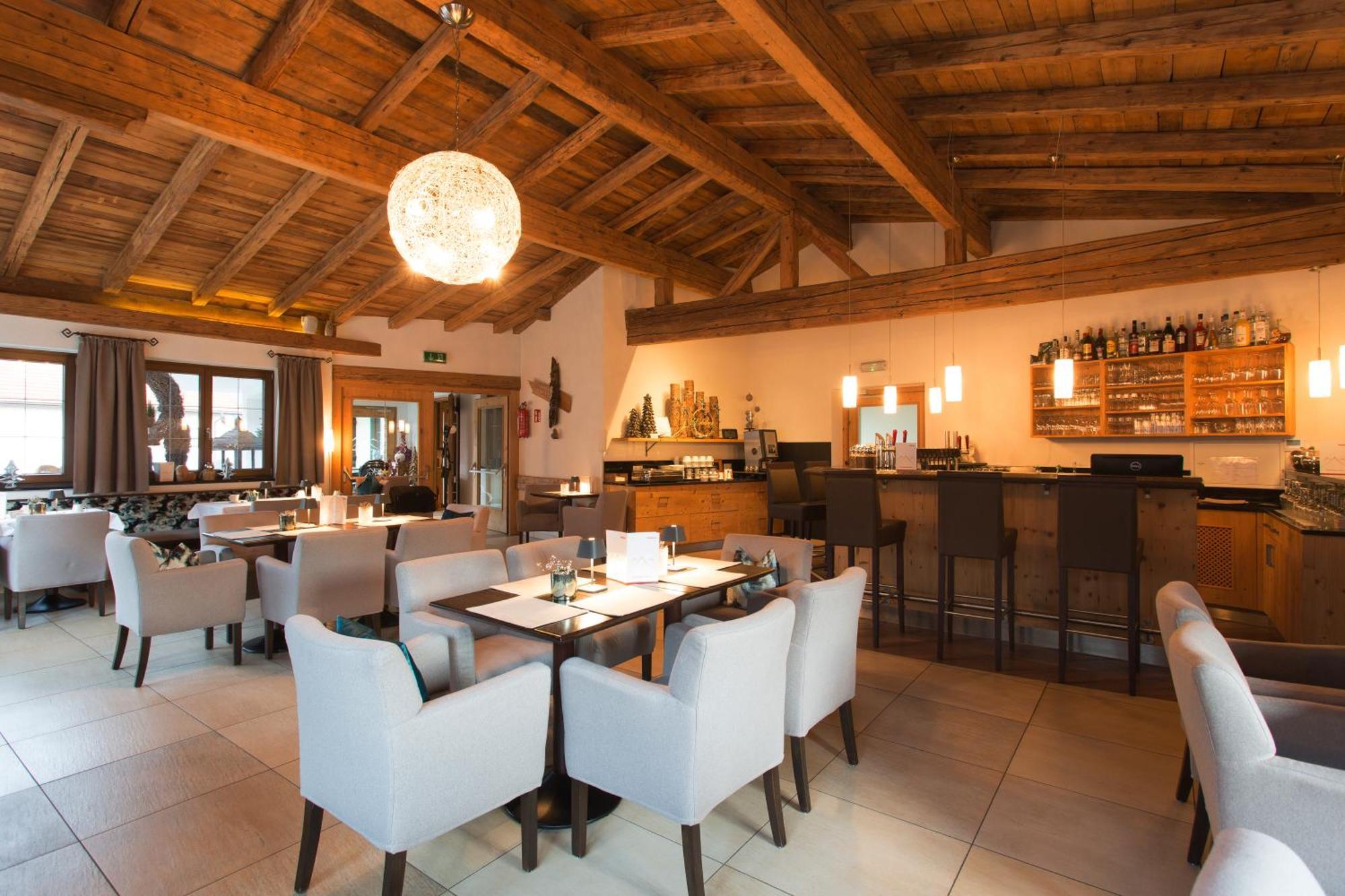 Ferienhotel Bergland Arzl im Pitztal Ngoại thất bức ảnh